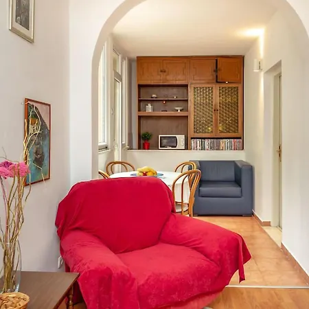 Apartamento 2 Bedroom In *